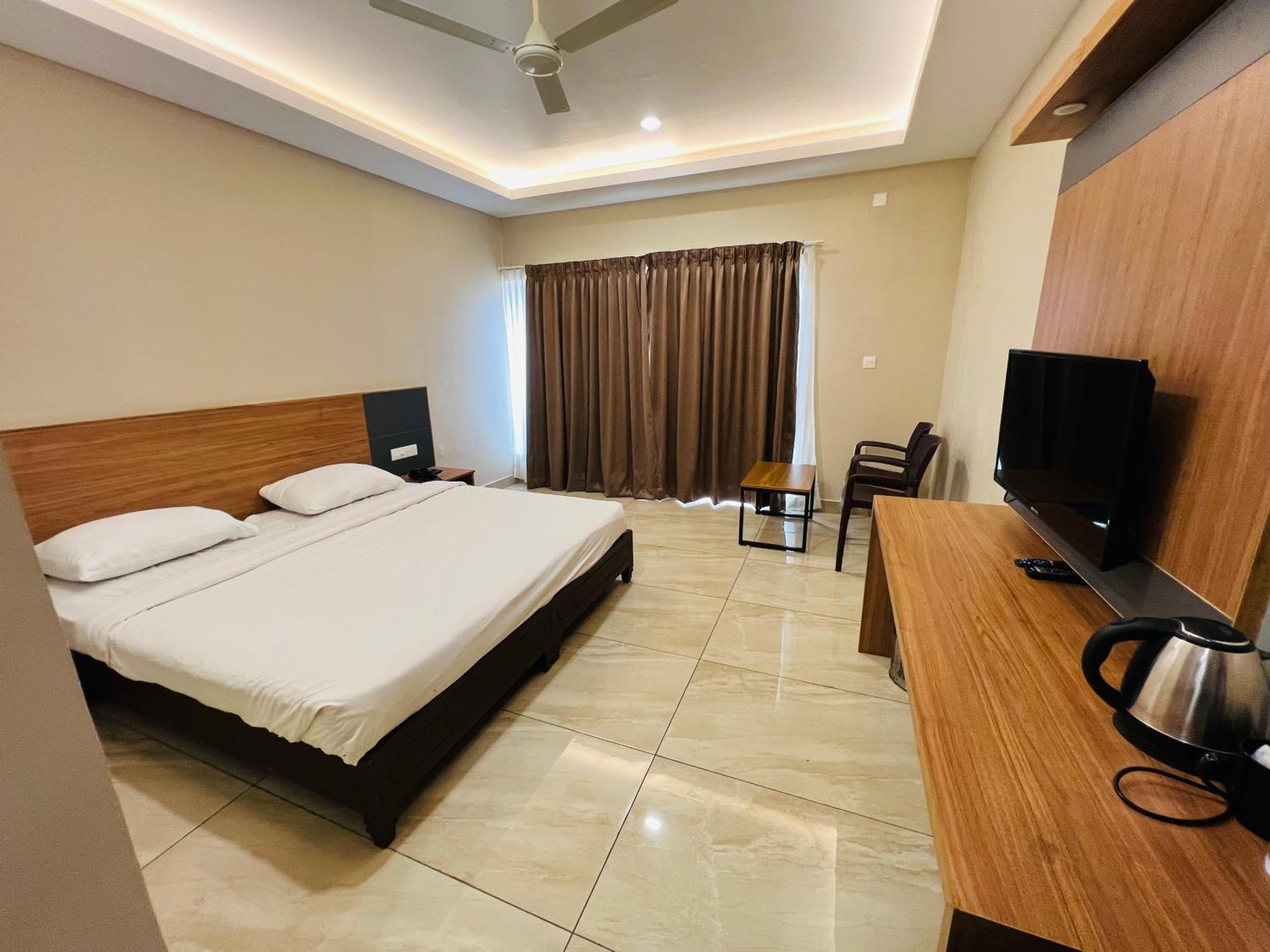 Ayur County Resort Chinnakanal Exterior foto