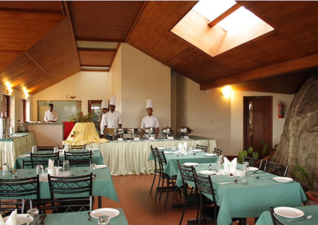 Ayur County Resort Chinnakanal Exterior foto